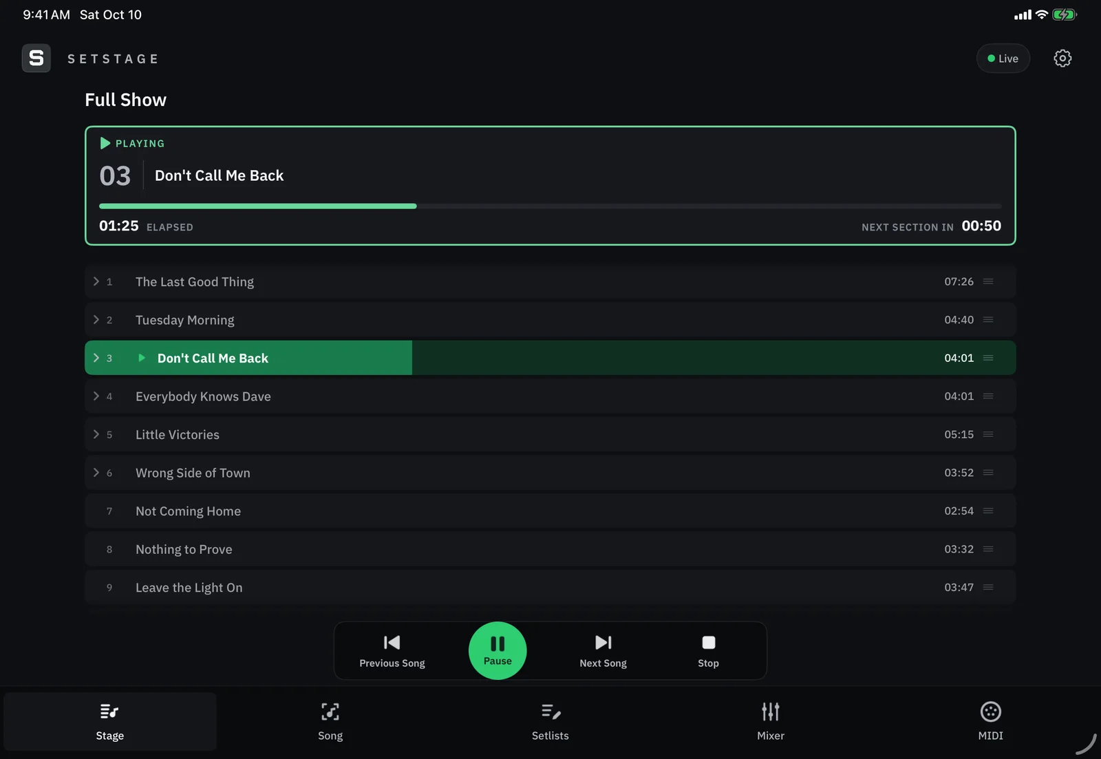 SetStage on iPad: the setlist with the playing song